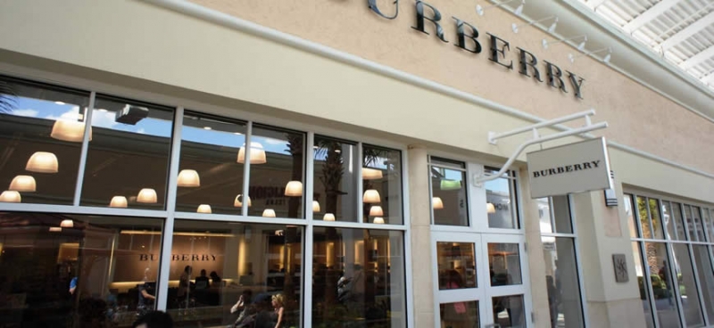 Burberry outlet